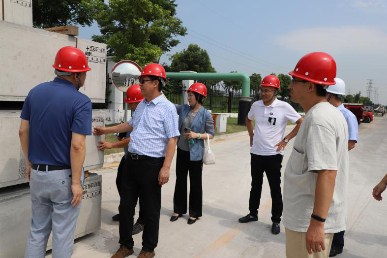 江苏华越国际技术合作集团郭华东董事长一行莅